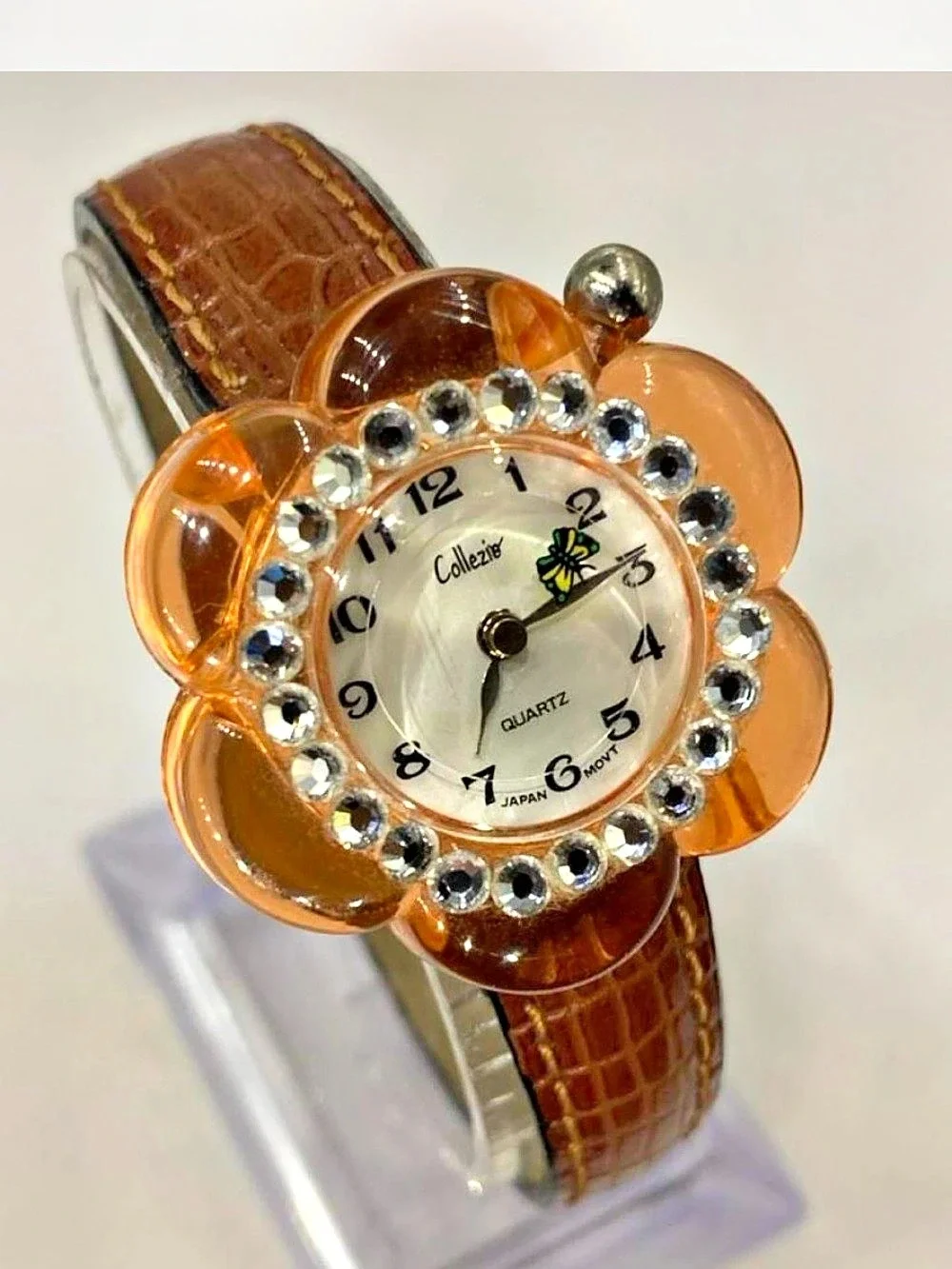 *** Collezio ^^^ Iced Flower Crystal Bezel Watch *** Rotating 🦋 Butterfly ^^^